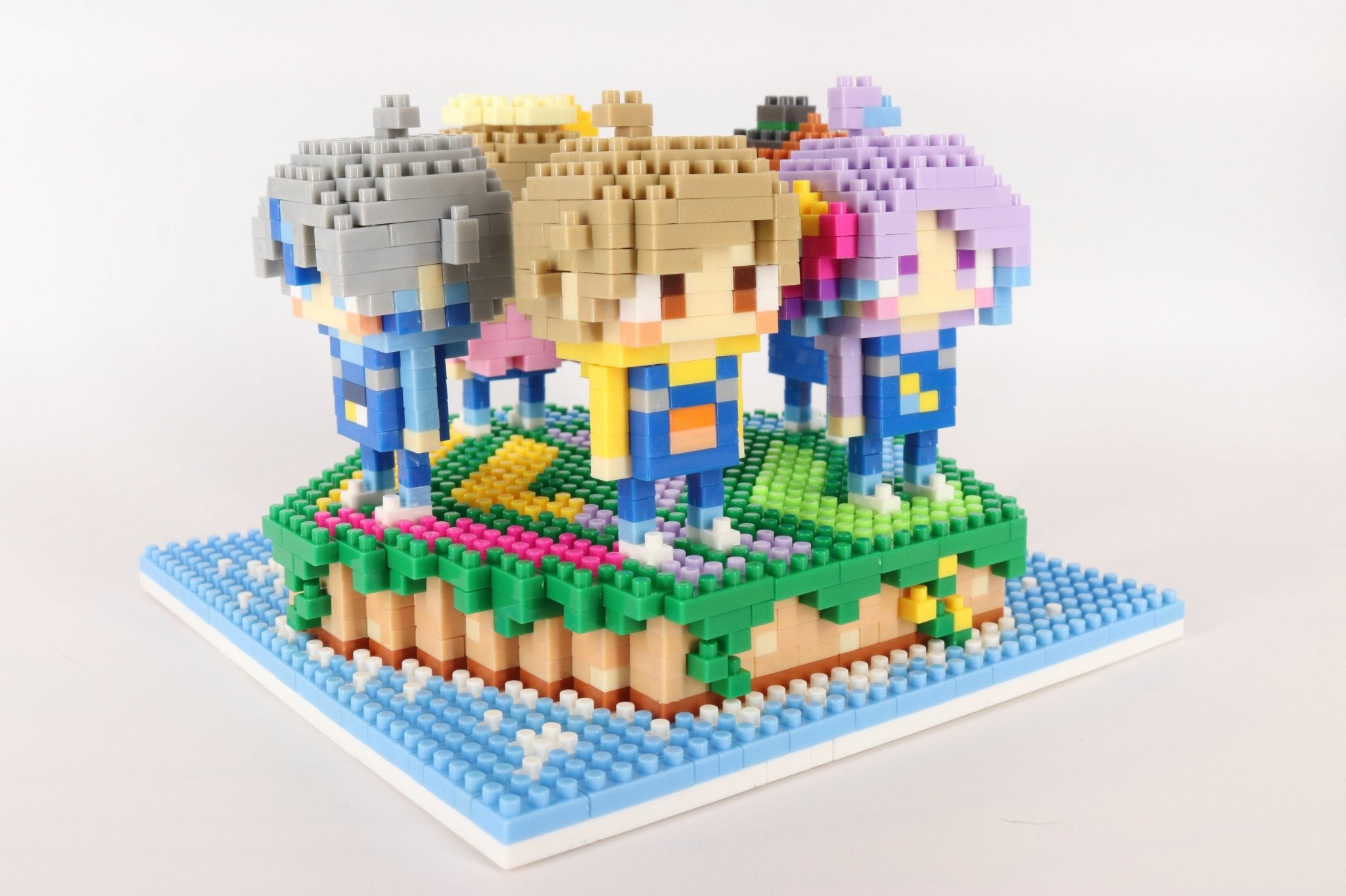 ぱちしゅうのげーむ屋さん キャラ5体＋ステージセット ミタクルブロックコラボフィギュア - ミタクルブロック公式オンラインストア