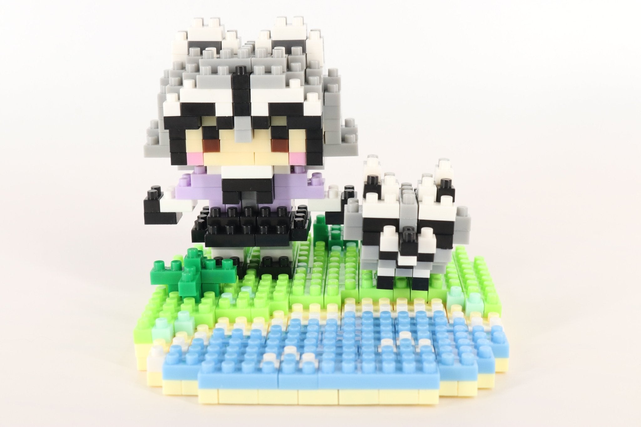 けものフレンズ アライグマ + ミニキャラ + ステージセット - ミタクルブロック公式オンラインストア