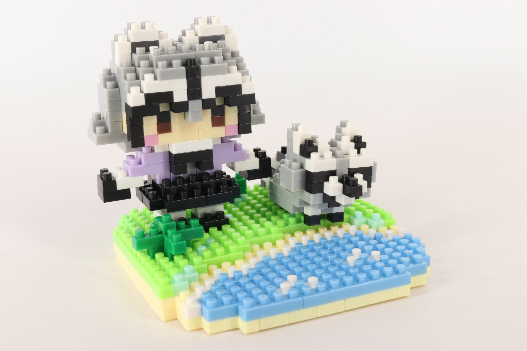 けものフレンズ アライグマ + ミニキャラ + ステージセット - ミタクルブロック公式オンラインストア